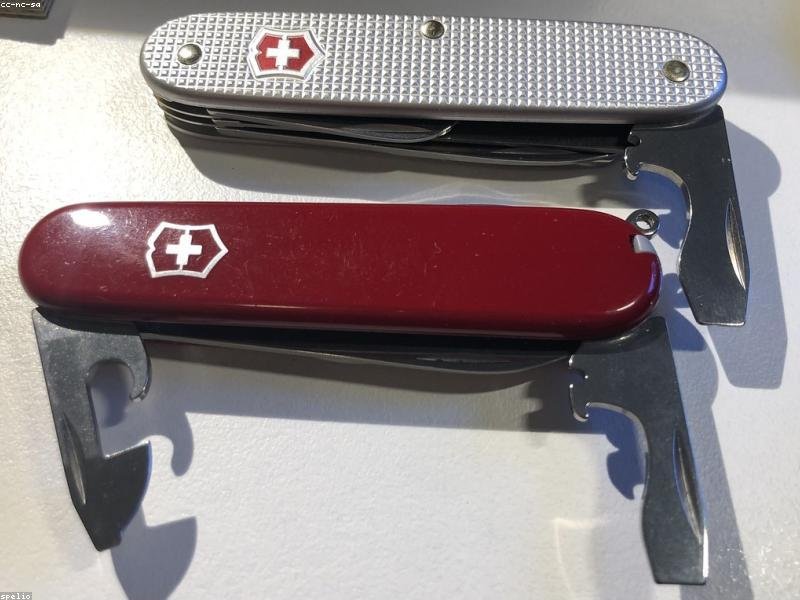 Spyderco Paramilitary 2 Review – The Ultimate EDC Folding Knife