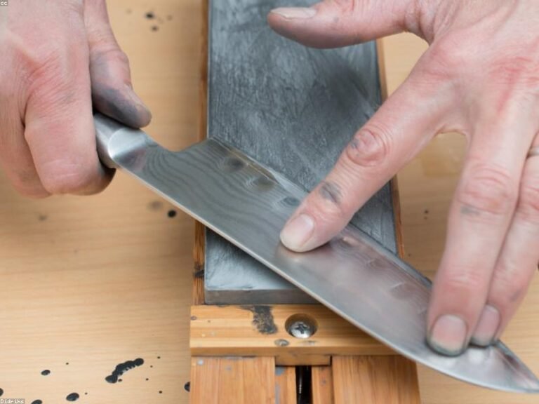 Best Electric Knife Sharpeners for Busy Home Cooks