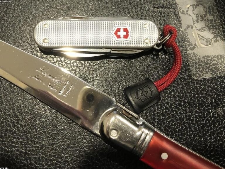 EDC Knife Deep Carry Clips - Why This Tiny Upgrade Changes Everything